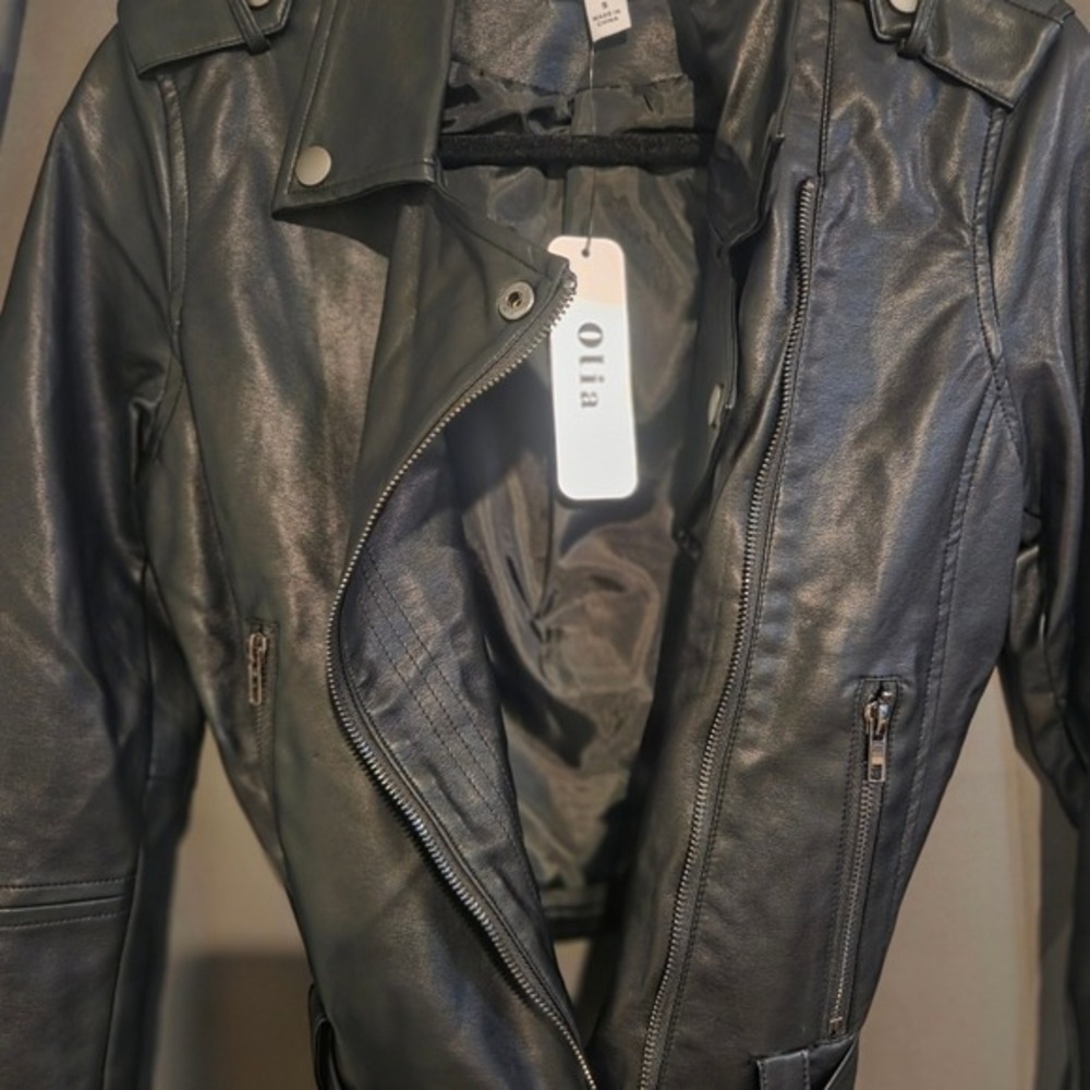 Olia Faux Leather Moto Jacket, Women's Small, Black Belted Zip Front, NWT - Picture 6 of 7